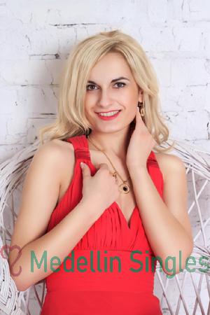 152651 - Alena Age: 36 - Ukraine
