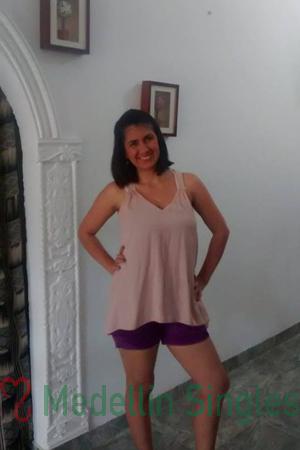 161997 - Wendy Age: 40 - Colombia