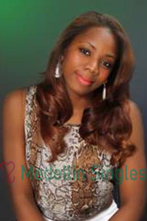 166660 - Elizabeth Age: 29 - Dominican Republic