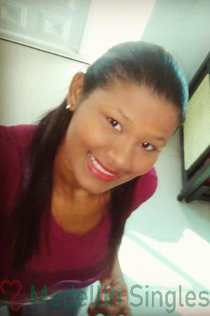 167640 - Luz Age: 31 - Colombia
