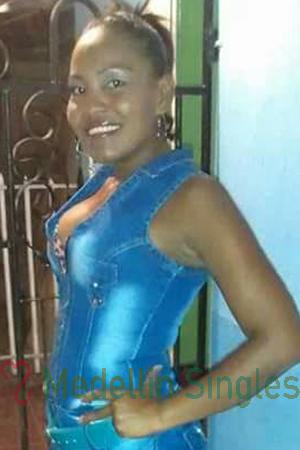 174045 - Lisieux Age: 40 - Colombia