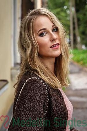 184365 - Tatiyana Age: 34 - Russia