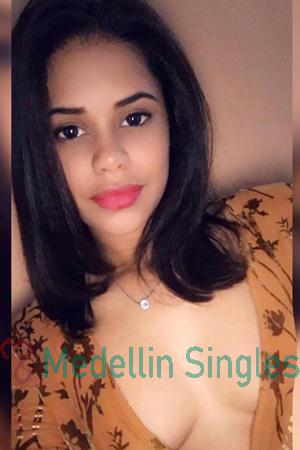 190046 - Willeny Age: 30 - Dominican Republic