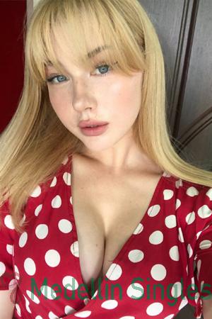 196520 - Anastasia Age: 23 - Ukraine