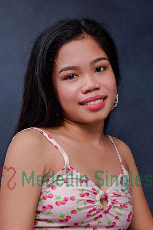 208184 - Cheryl Age: 23 - Philippines