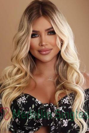 215539 - Julieth Age: 39 - Brazil
