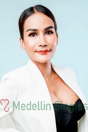 217536 - Wannarot (Ann) Age: 41 - Thailand