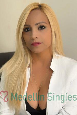 222867 - Yenny Age: 45 - Colombia