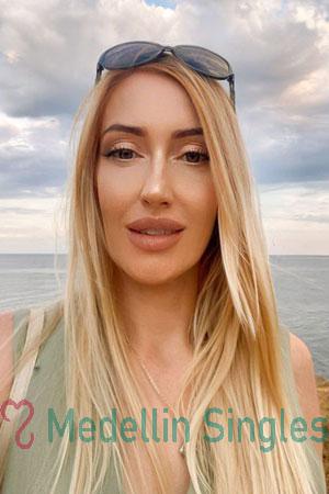 223689 - Olesya Age: 44 - Ukraine