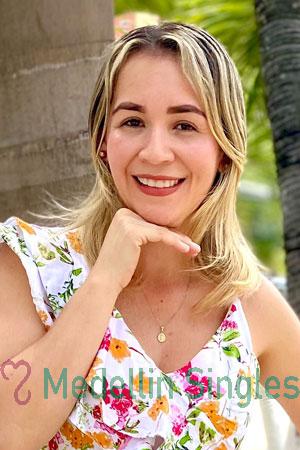 223719 - Tatiana Age: 40 - Colombia