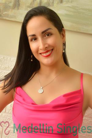 223730 - Paola Age: 41 - Peru
