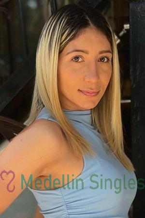 223893 - Liliana Age: 29 - Colombia