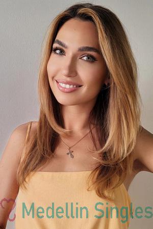 224026 - Elena Age: 37 - Ukraine