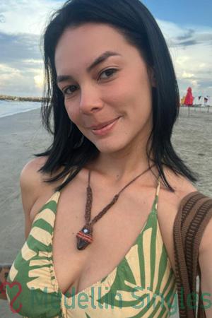 225190 - Erika Age: 27 - Colombia