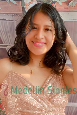 225206 - Fiorela Age: 34 - Peru