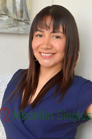 225208 - Vanessa Age: 38 - Peru