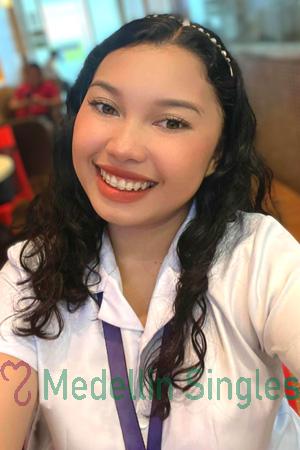 225384 - Kyle Age: 22 - Philippines