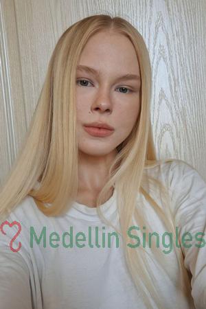 225631 - Roksolana Age: 19 - Ukraine