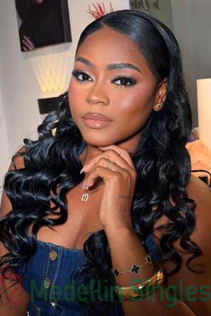 226322 - Michell Age: 25 - Colombia