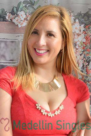 226550 - Andrea Age: 36 - Peru