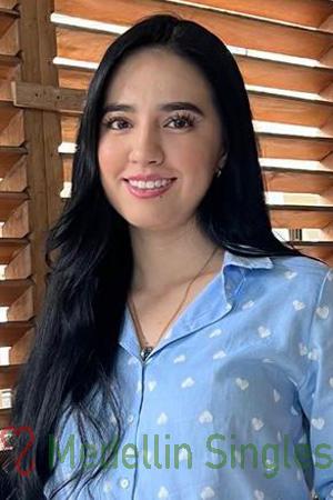 226823 - Valentina Age: 18 - Colombia