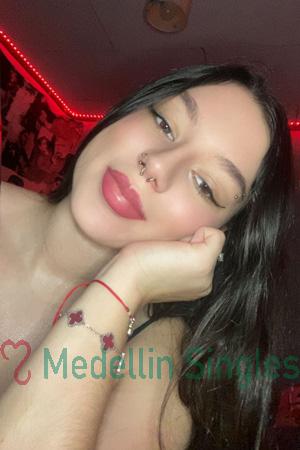 226834 - Valentina Age: 20 - Costa Rica