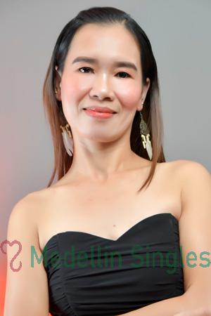 226857 - Charisse Age: 36 - Philippines