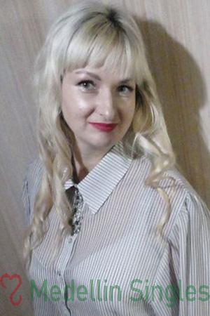 227105 - Olha Age: 43 - Ukraine