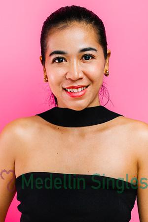 227625 - Chunrudee Age: 38 - Thailand