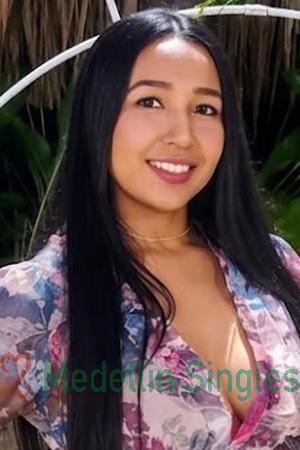 228675 - Karen Age: 44 - Panama