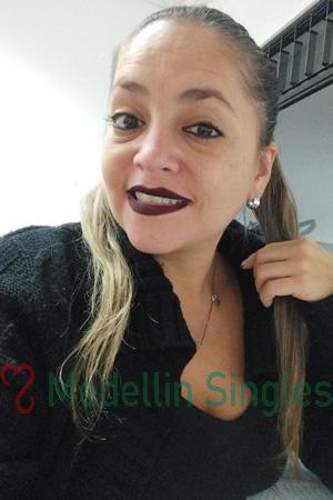 228969 - Karla Age: 40 - Costa Rica